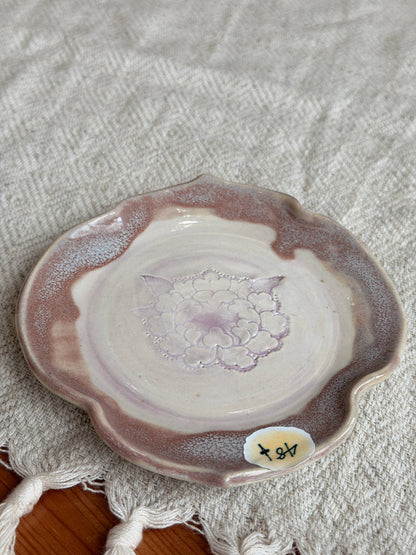 Trinket/Palo santo dish
